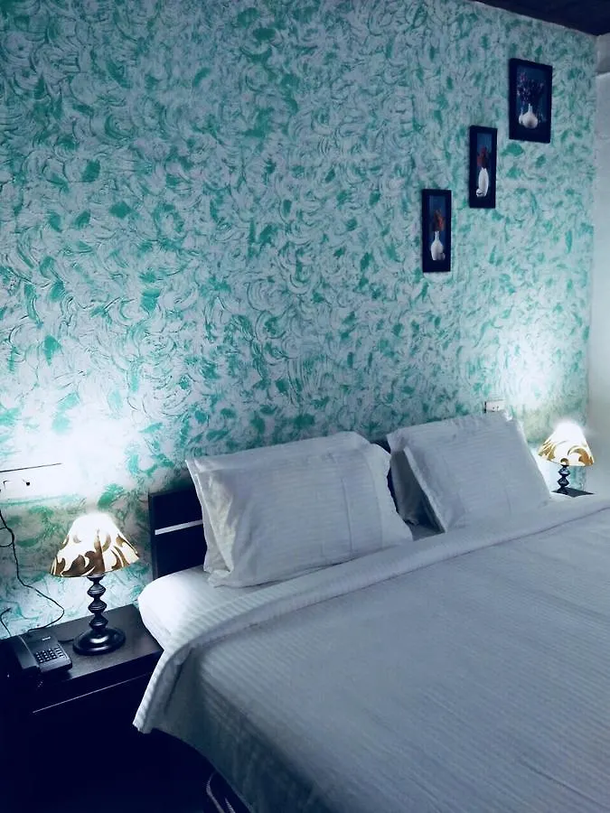 Avalon Grove Bed & Breakfast Thekkady 2*,