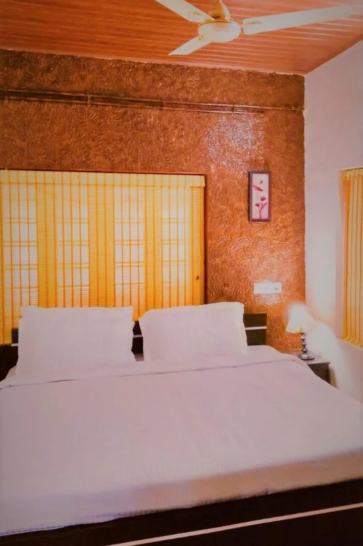 Avalon Grove Bed & Breakfast Thekkady