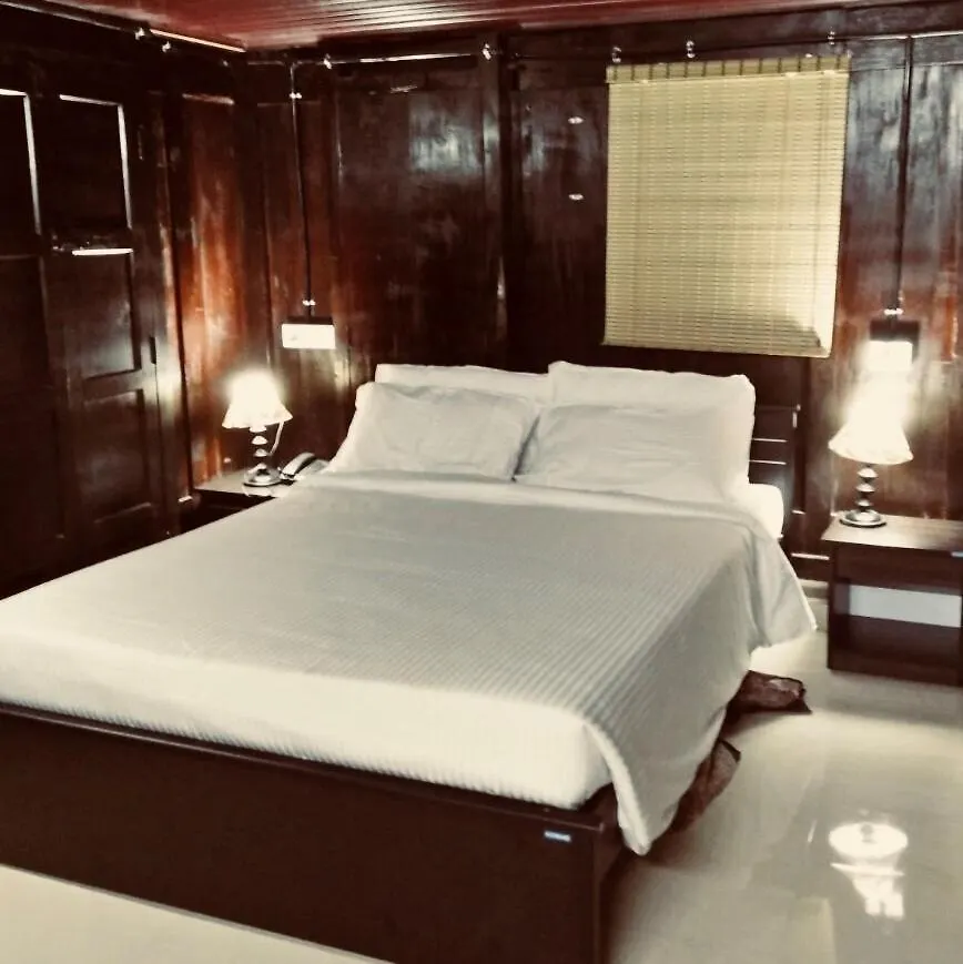 Avalon Grove Bed & Breakfast Thekkady India